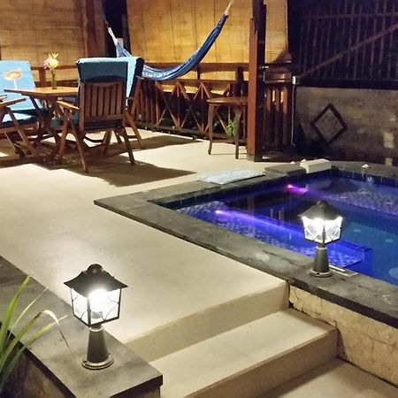 Dennis Holiday Bungalow Jasri Екстериор снимка