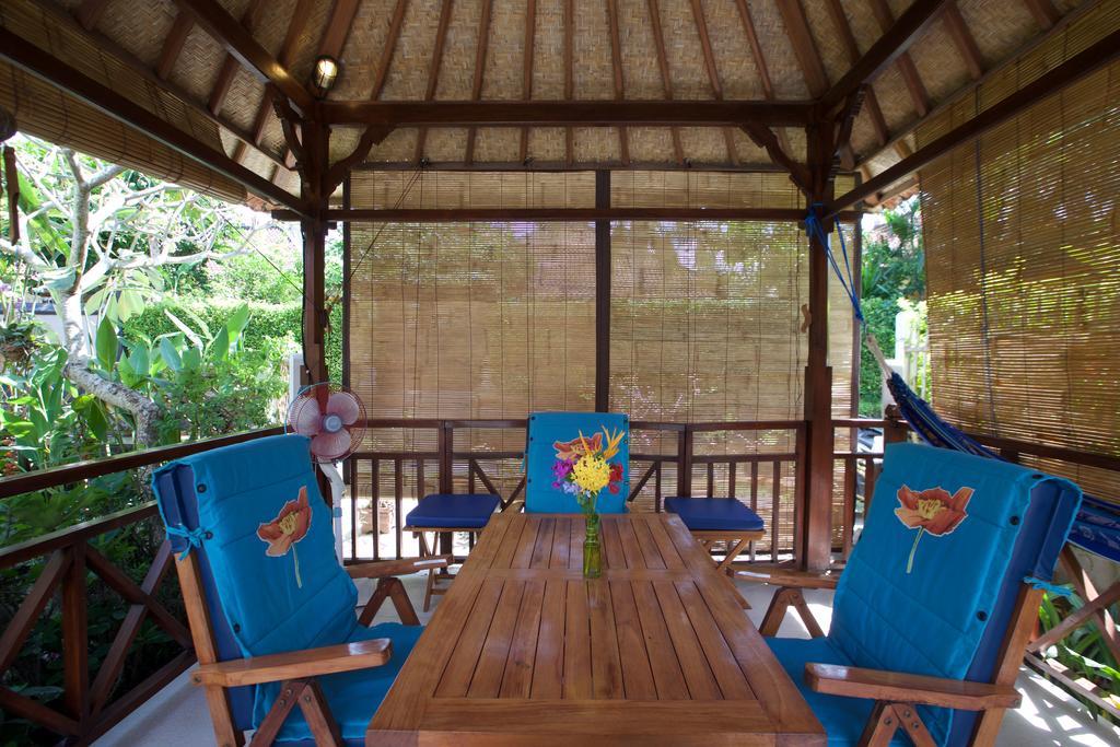 Dennis Holiday Bungalow Jasri Екстериор снимка