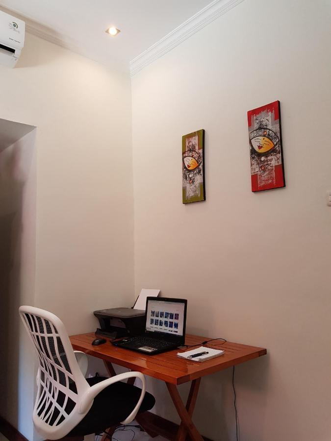 Dennis Holiday Bungalow Jasri Екстериор снимка